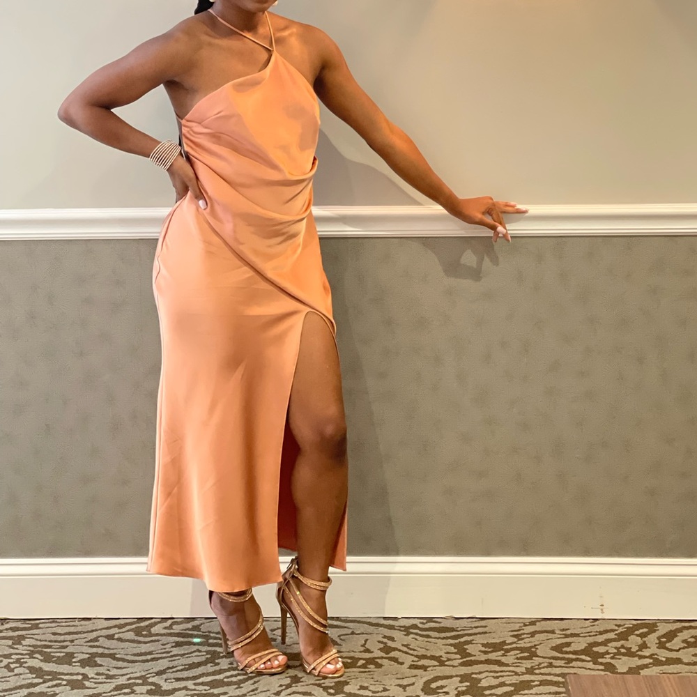 Dress - Picture 5 of 8